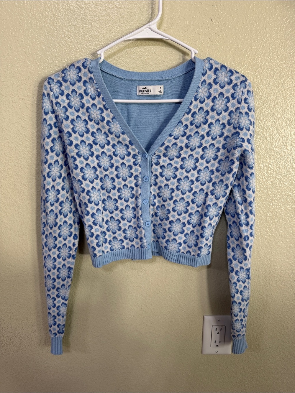 Hollister Light Blue Floral V-Neck Button Cardigan
